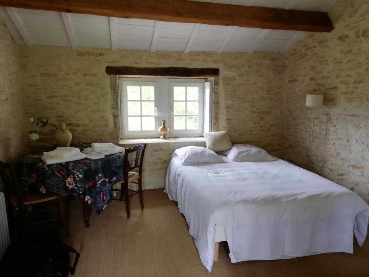 Une Maison De Campagne En Bourgogne Du Sud Tournus Exterior foto